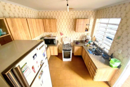 Casa à venda com 3 quartos, sendo 1 suíte, no condomínio Não Info, São Paulo - SP