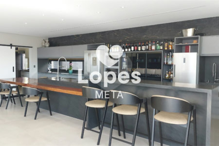 Casa à venda com 3 suítes no condomínio Alphaville 1, São José dos Campos - SP