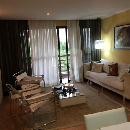 Apartamento à venda com 3 quartos, sendo 1 suíte, em Vila Andrade, São Paulo, SP