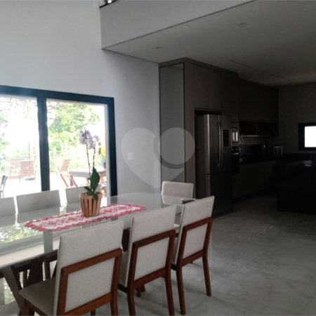 Casa à venda com 3 suítes no condomínio Residencial Milano, Indaiatuba - SP