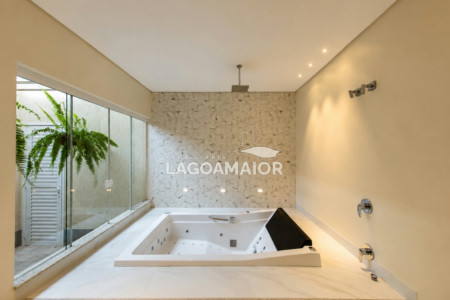 Casa à venda com 3 suítes em Jardim Novo Aeroporto, Três Lagoas, MS