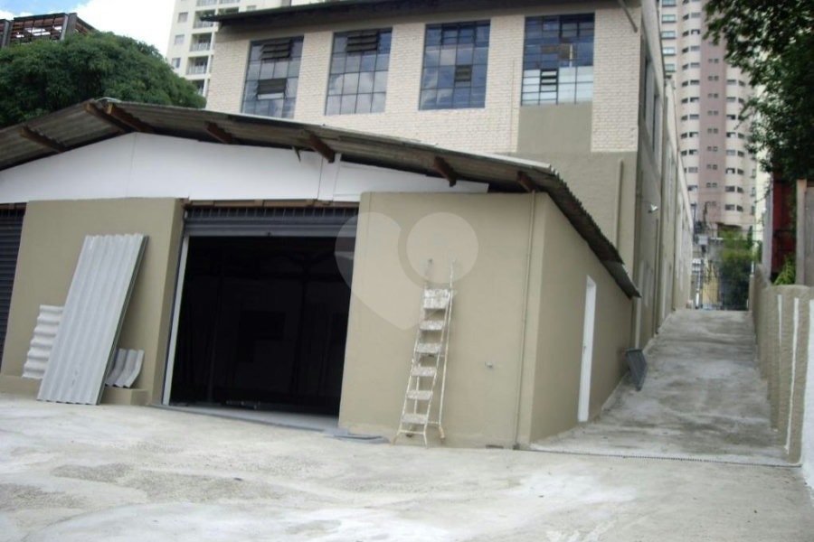 Prédio à venda em Santana, São Paulo, SP