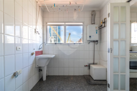 Apartamento à venda com 4 quartos, sendo 3 suítes, em Brooklin Paulista, São Paulo, SP