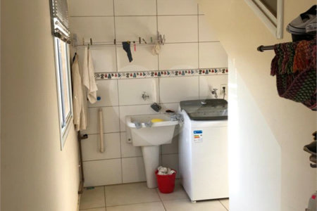 Casa à venda com 5 quartos, sendo 2 suítes, no condomínio Terras de Santa Izabel, Salto - SP