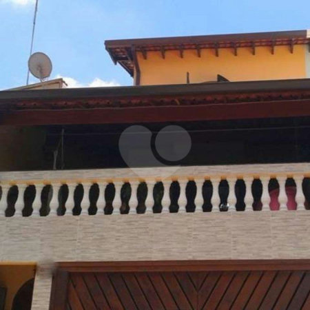 Sobrado à venda com 3 quartos, sendo 1 suíte, em Jardim das Vertentes, São Paulo, SP