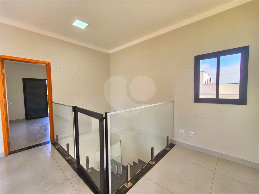 Casa à venda com 3 quartos, sendo 1 suíte, no condomínio Terras de São Francisco, Sorocaba - SP