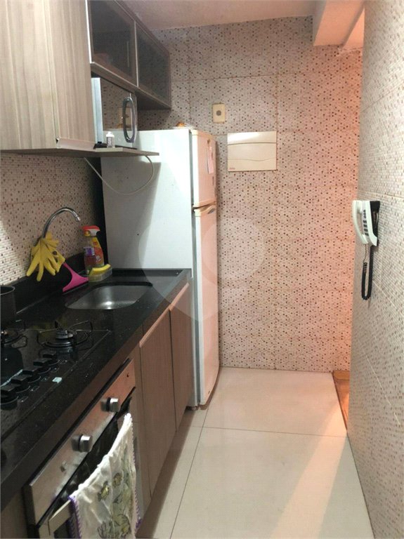 Apartamento à venda com 2 quartos em Jardim Dayse, Ferraz de Vasconcelos, SP