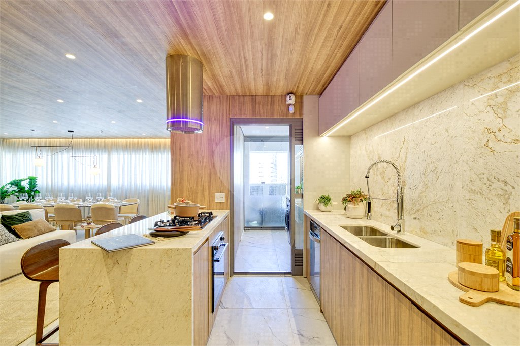 Apartamento à venda com 3 suítes em Vila Clementino, São Paulo, SP