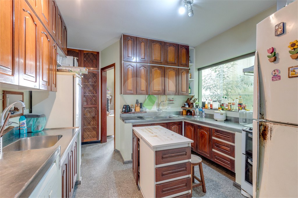 Casa à venda com 4 suítes no condomínio Granja do Morumbi, São Paulo - SP