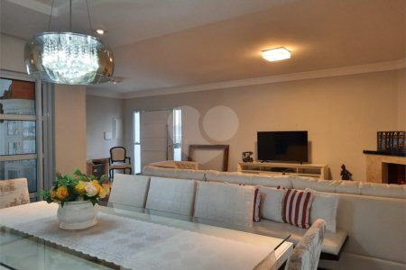 Casa com 3 quartos, térrea, plana, na City Campo Grande