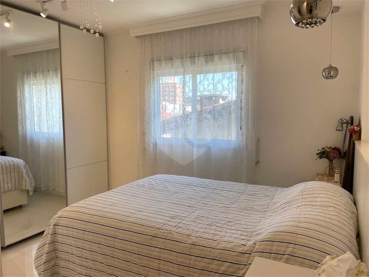 Apartamento à venda com 2 quartos, sendo 1 suíte, em Saúde, São Paulo, SP