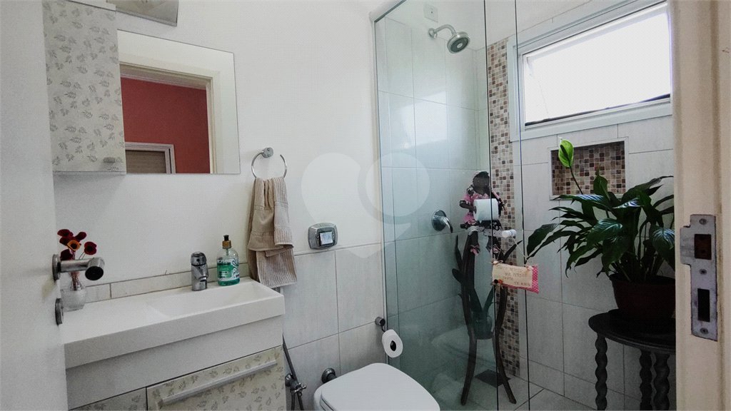 Casa à venda com 4 quartos, sendo 2 suítes, no condomínio Parque Chapada Itu, Itu - SP