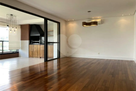 Apartamento para alugar com 4 suítes em Chácara Santo Antônio, São Paulo, SP