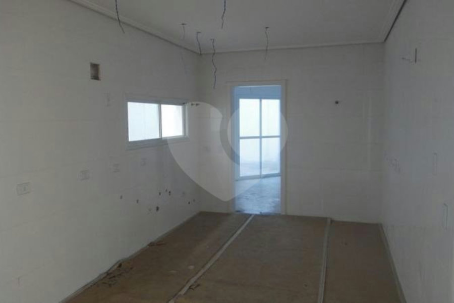 Casa à venda com 3 suítes no condomínio Villa Castanheira, São Paulo - SP