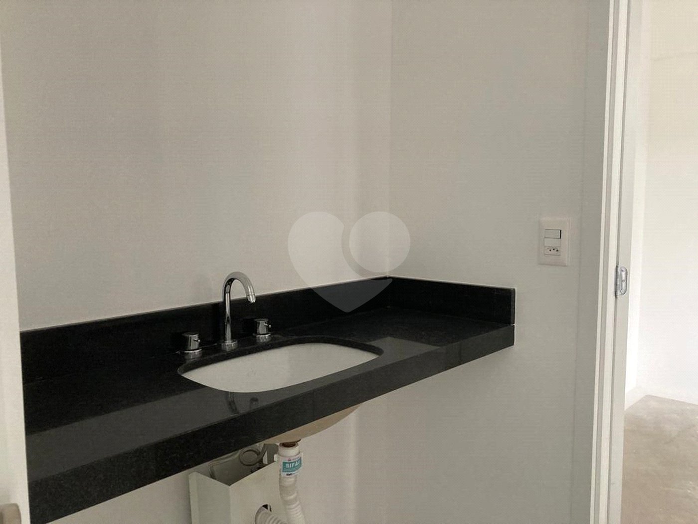 Apartamento à venda com 1 quarto em Parque Independencia, São José dos Campos, SP
