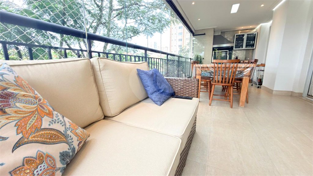 Apartamento à venda com 3 suítes em Santa Teresinha, São Paulo, SP