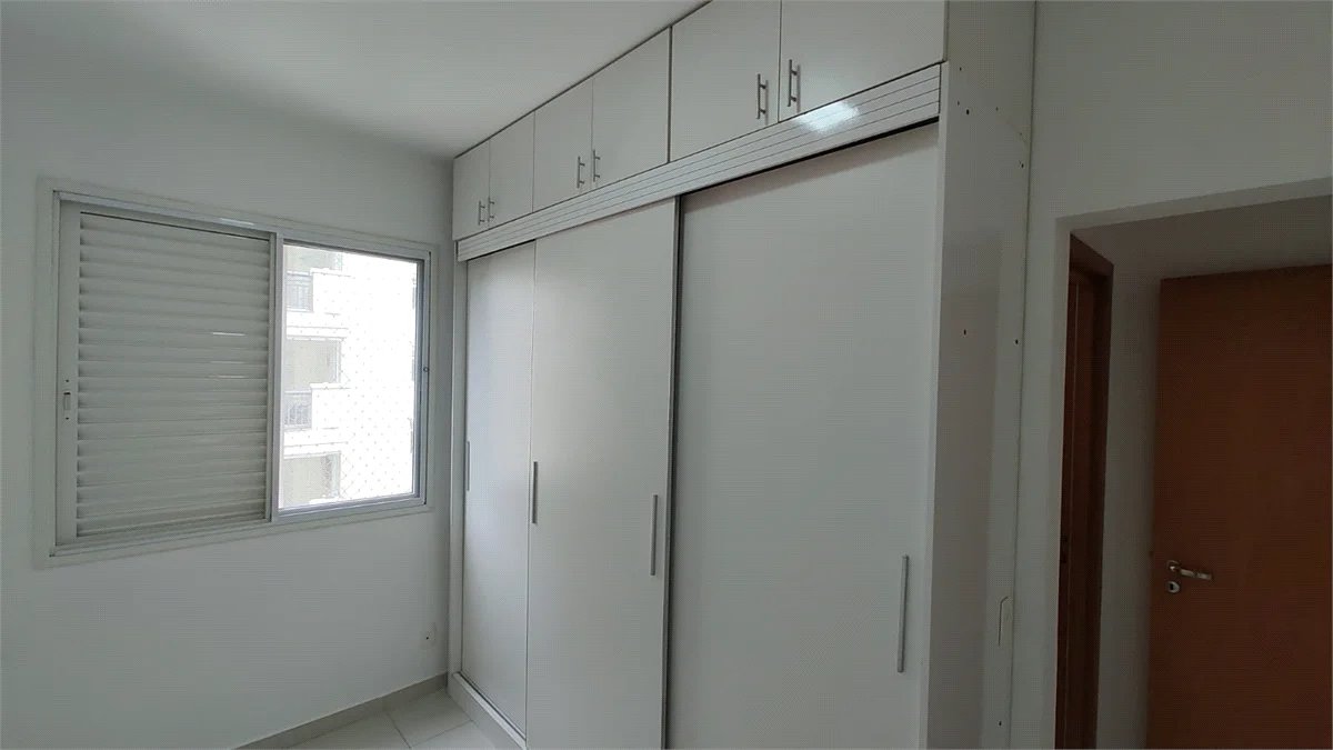Apartamento para alugar com 3 suítes em Tamboré, Santana de Parnaíba, SP