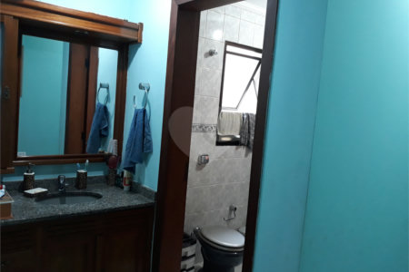 Sobrado à venda com 3 quartos, sendo 1 suíte,  em Jardim Oriental, São Paulo, SP