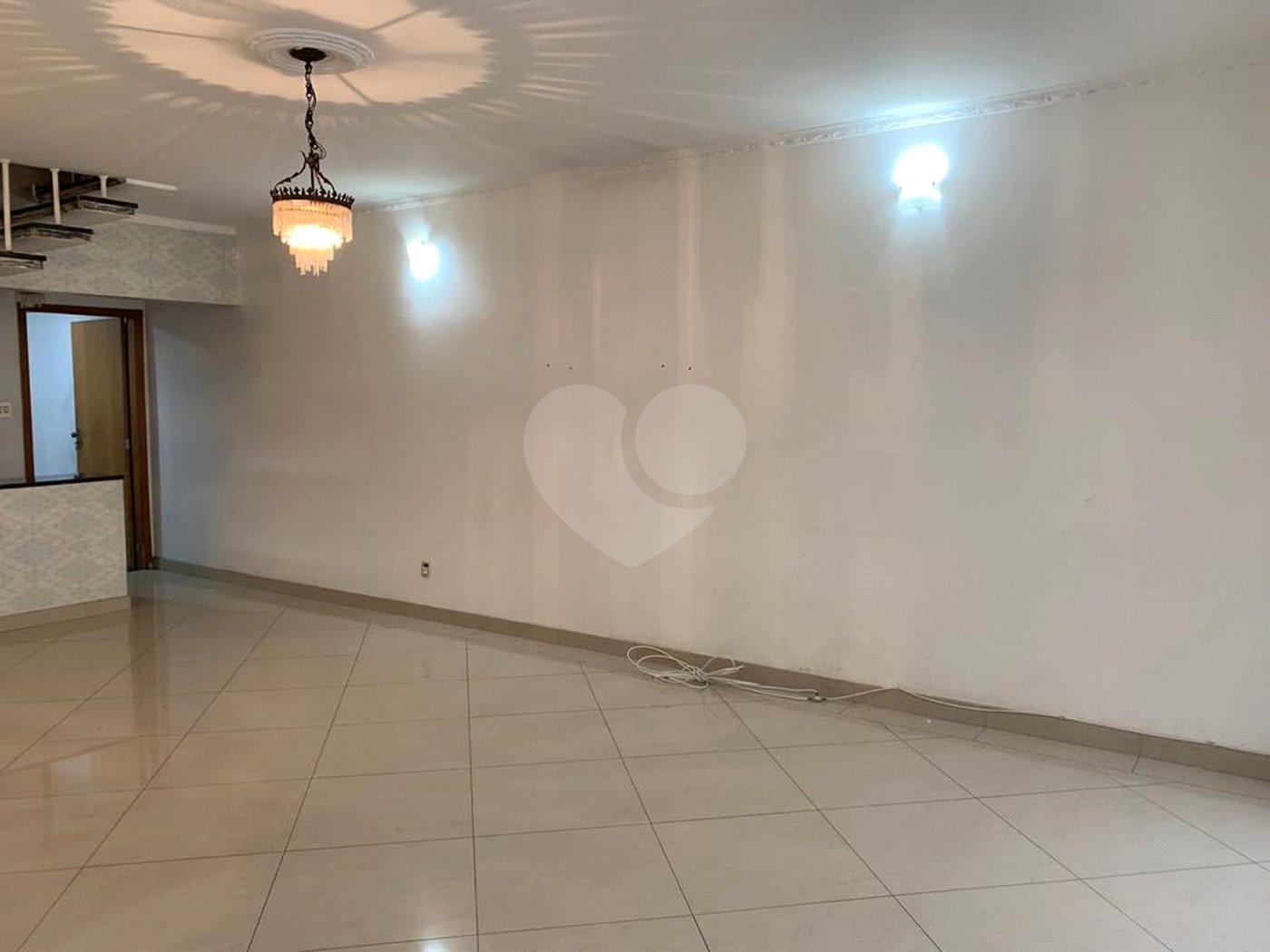 Sobrado à venda com 4 quartos, sendo 1 suíte,  em Chácara Santo Antônio (zona Leste), São Paulo, SP