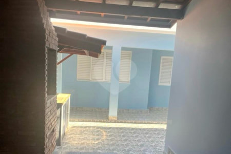 Casa à venda com 3 quartos em Jardim Itália, Itapetininga, SP