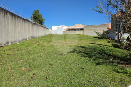 Terreno à venda no condomínio Lago da Serra, Araçoiaba da Serra - SP