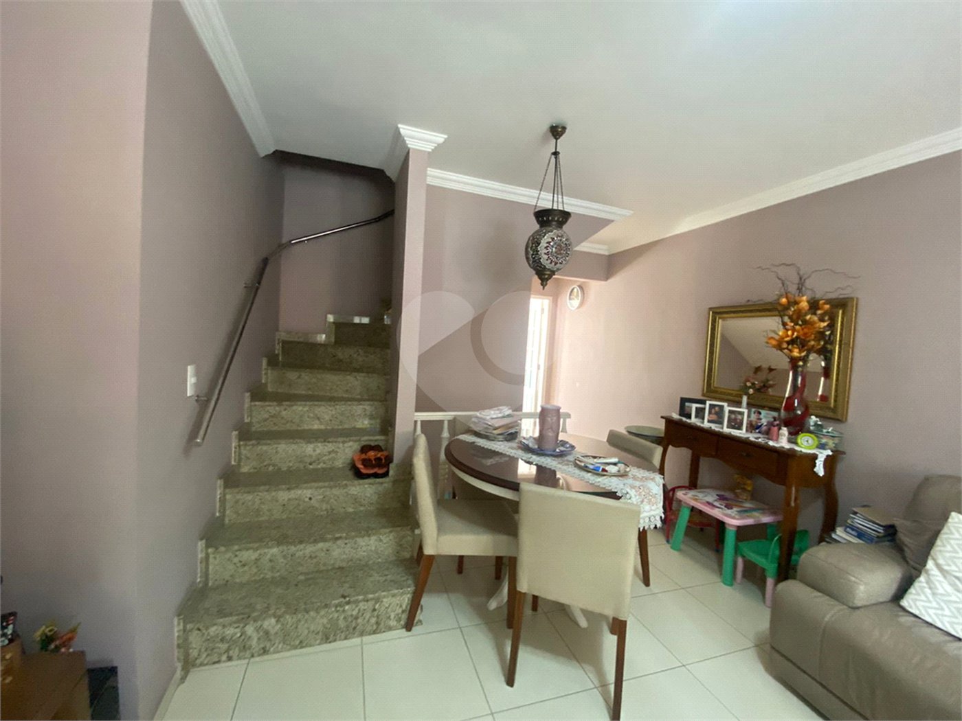Sobrado à venda com 3 quartos, sendo 1 suíte, em Tremembé, São Paulo, SP
