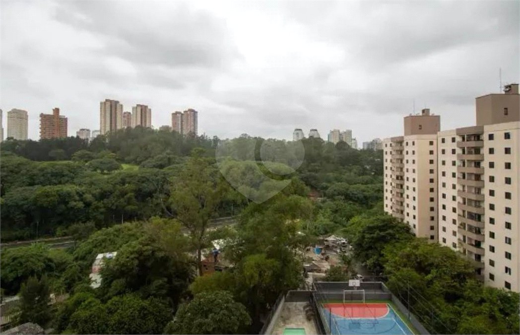 Apartamento à venda com 3 quartos, sendo 1 suíte, em Jardim Ampliação, São Paulo, SP
