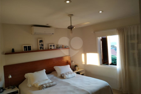 Casa à venda com 3 suítes em Interlagos, São Paulo, SP