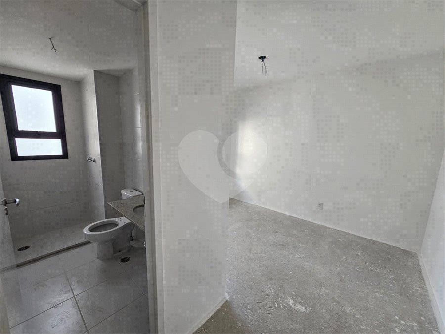 Apartamento à venda com 2 quartos, sendo 1 suíte,  em Santo Amaro, São Paulo, SP