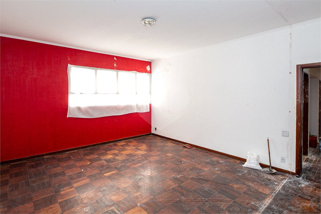 Casa Térrea à venda com 4 quartos, sendo 1 suíte,  em Brooklin Velho, São Paulo, SP