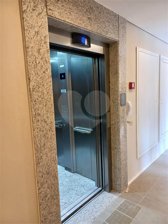 Apartamento à venda com 2 quartos em Barra Funda, São Paulo, SP