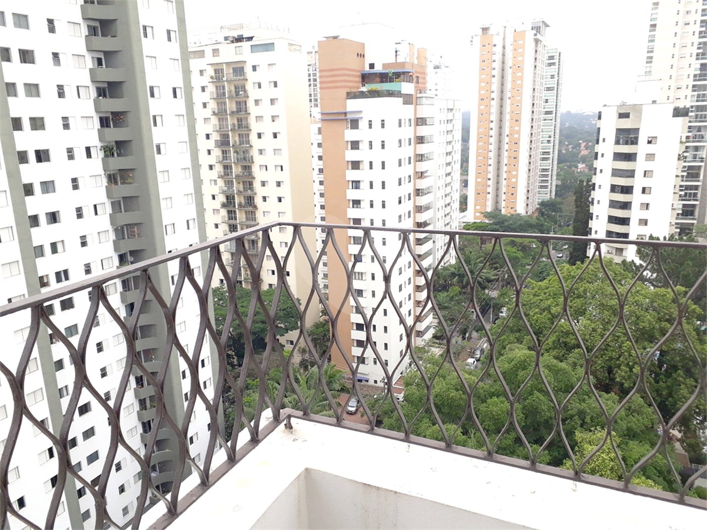 Cobertura à venda com 4 quartos, sendo 3 suítes, em Campo Belo, São Paulo, SP