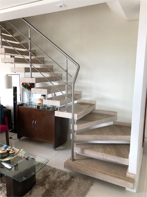 Apartamento à venda com 3 suítes em Vila Dayse, São Bernardo do Campo, SP
