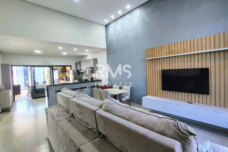 Casa à venda com 3 quartos, sendo 1 suíte, no condomínio Residencial Mont Blanc, Itu - SP