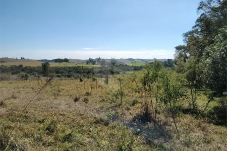 Sítio à venda com 3 quartos, sendo 1 suíte,  em Da Barra, Salto de Pirapora, SP