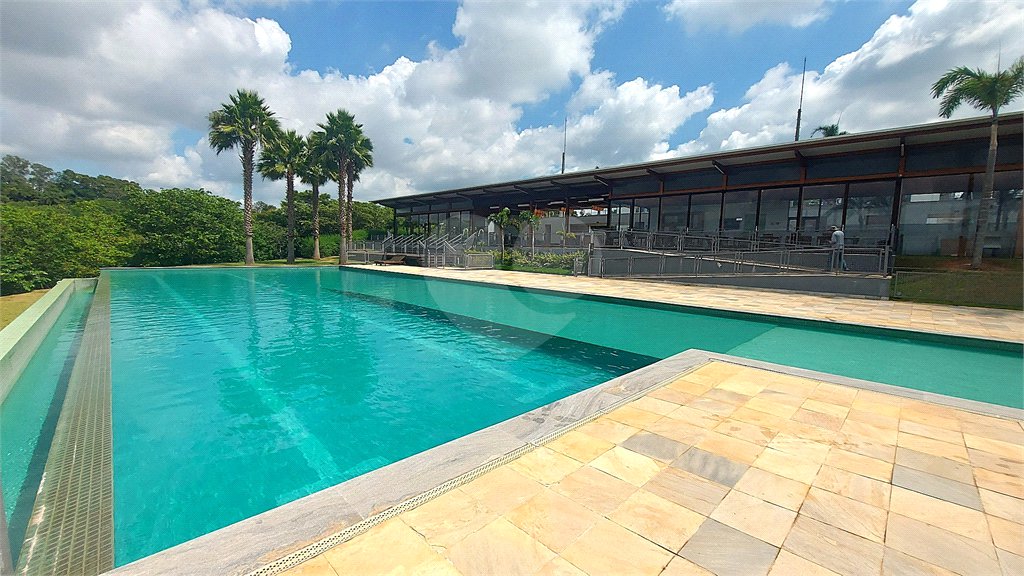 Casa à venda ou para alugar com 4 suítes no condomínio Alphaville Castello, Itu - SP