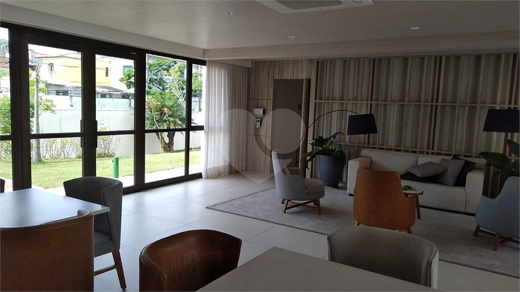 Apartamento à venda com 3 suítes em Vila Monumento, São Paulo, SP