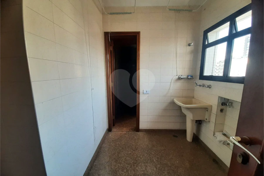 Apartamento à venda com 3 suítes em Tatuapé, São Paulo, SP