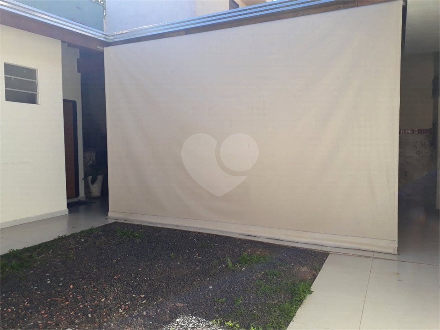 SOBRADO RESIDENCIAL EM EXCELENTE LOCALIZAÇÃO