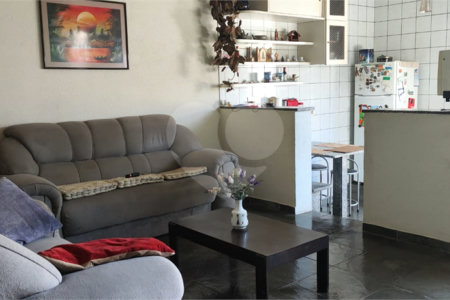 Casa à venda com 4 quartos, sendo 1 suíte, em Jardim do Estádio, Itu, SP