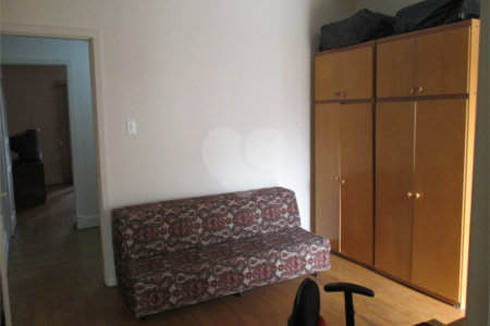 Casa à venda com 2 quartos, sendo 1 suíte, em Mirandópolis, São Paulo, SP