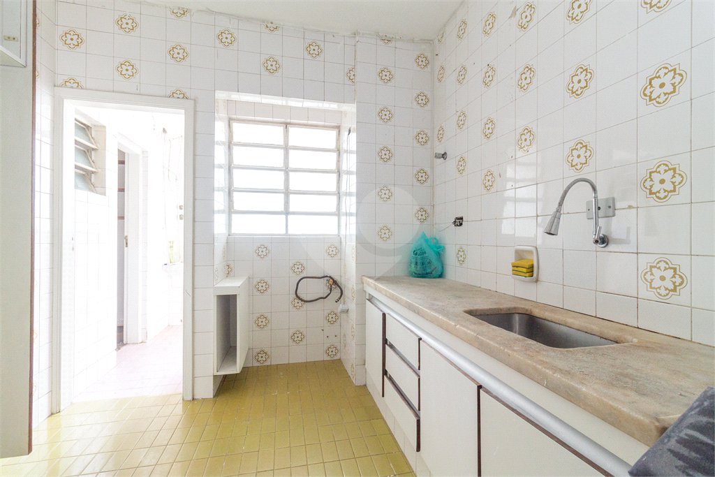 Apartamento à venda com 3 quartos, sendo 1 suíte, em Jardim América, São Paulo, SP