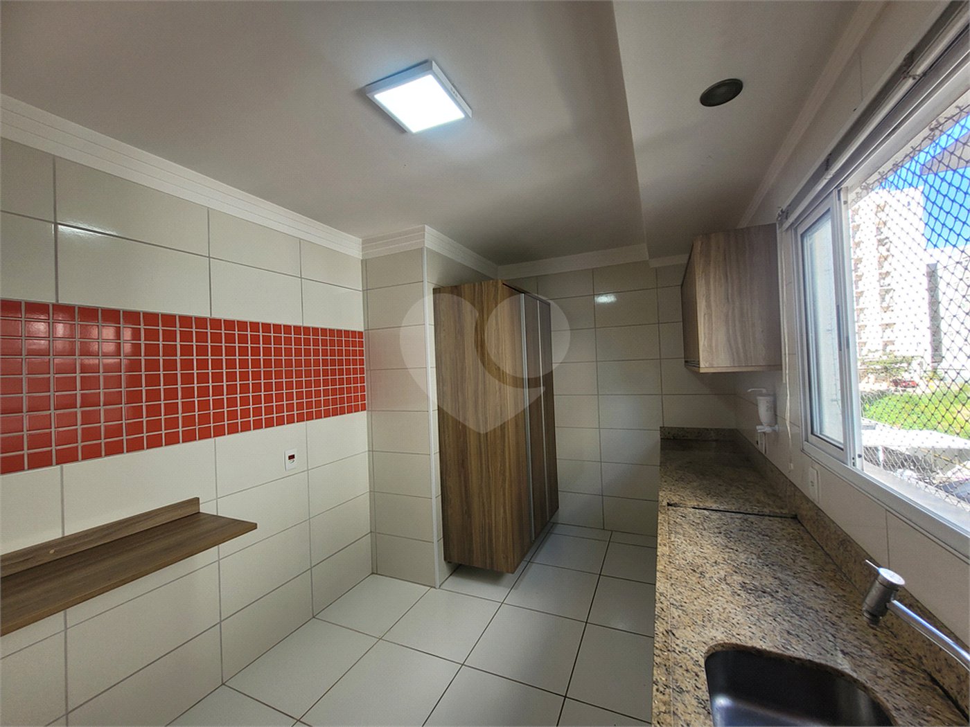 Apartamento à venda com 3 quartos, sendo 1 suíte, em Parque Campolim, Sorocaba, SP