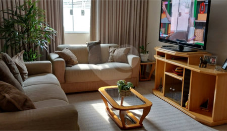 Casa à venda com 3 quartos, sendo 1 suíte, em Vila Galvão, Guarulhos, SP