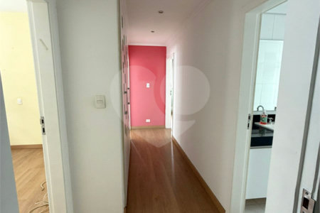 Apartamento à venda com 3 quartos, sendo 1 suíte, em Santa Cecília, São Paulo, SP