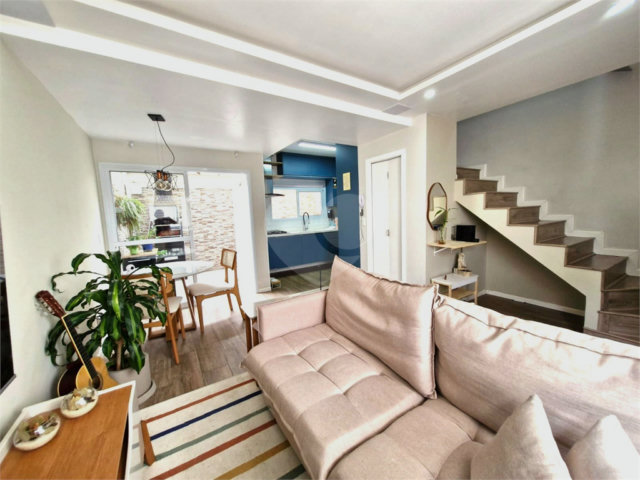 Casa à venda com 2 suítes no condomínio Residencial Living Sabara, São Paulo - SP