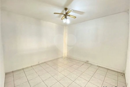 Casa com 224m², 3 dormitórios, 4 vagas, à venda na Vila Ema.