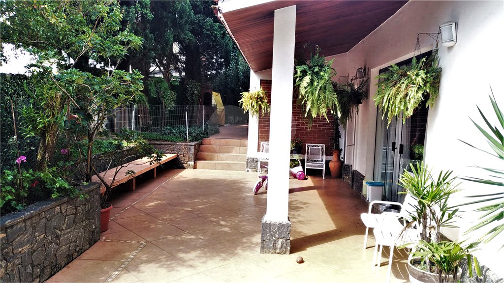Casa Térrea à venda com 4 quartos, sendo 1 suíte, em Butantã, São Paulo, SP