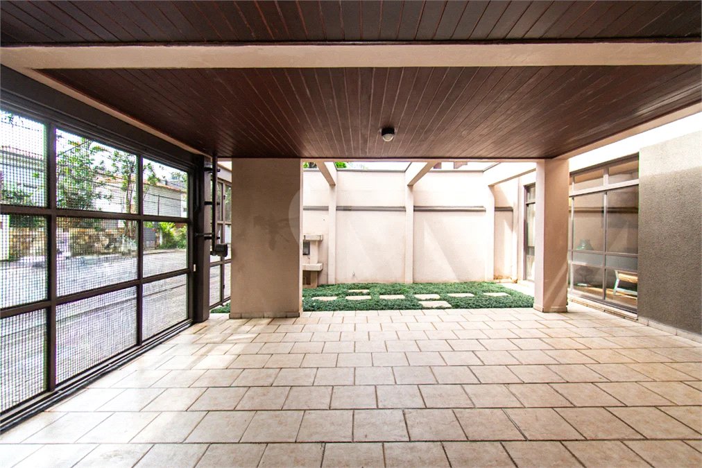 Casa à venda com 3 quartos, sendo 1 suíte, em Brooklin, São Paulo, SP