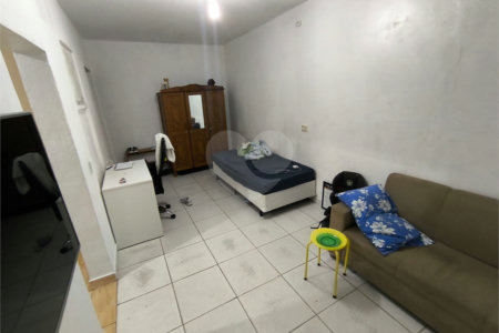 Casa à venda com 3 quartos, sendo 1 suíte, em Umarizal, São Paulo, SP